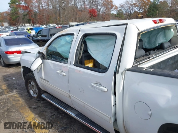 2013 Chevrolet Silverado 1500 LT with VIN 3GCPKSE7XDG118567, listed as a IAAI auction lot 41063149 with 1 mi miles. Bid and sale history available at carsss.com. Image 14.