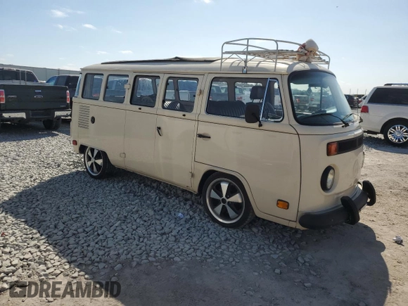 1994 Volkswagen EuroVan с VIN 9BWZZZ23ZPP027489, выставлен на аукционе Copart как лот 45354835 с пробегом 32 453 миль миль и Чистый • Clean title. История ставок и продаж доступна на DreamBid. Изображение 4.