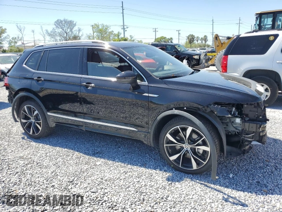 2023 Volkswagen Tiguan SEL R-Line z VIN 3VV4B7AX0PM106487, wystawiony jako Copart lot #48377585 z przebiegiem 19 646 mil mil oraz Szkoda całkowita • Salvage title. Historia ofert i sprzedaży dostępna na DreamBid. Obrazek 4.