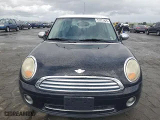 2009 MINI Cooper Hardtop with VIN WMWMF33599TW74147, listed as a Copart auction lot 51371825 with 157,705 mi miles and Clean Title. Bid and sale history available at carsss.com. Image 5.
