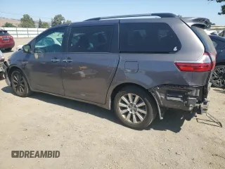 2015 Toyota Sienna Limited с VIN 5TDDK3DC7FS104041, выставлен на аукционе Copart как лот 62410335 с пробегом 112 755 миль миль и Списание • Salvage title. История ставок и продаж доступна на DreamBid. Изображение 2.
