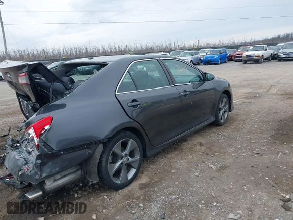 2012 Toyota Camry SE with VIN 4T1BK1FK3CU517724, listed as a IAAI auction lot 41863249 with 580,000 mi miles. Bid and sale history available at carsss.com. Image 4.