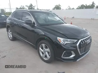 2020 Audi Q3 Premium Plus with VIN WA1BECF31L1042375, listed as a IAAI auction lot 42444299 with 22,561 mi miles and . Bid and sale history available at DreamBid. Image 1.
