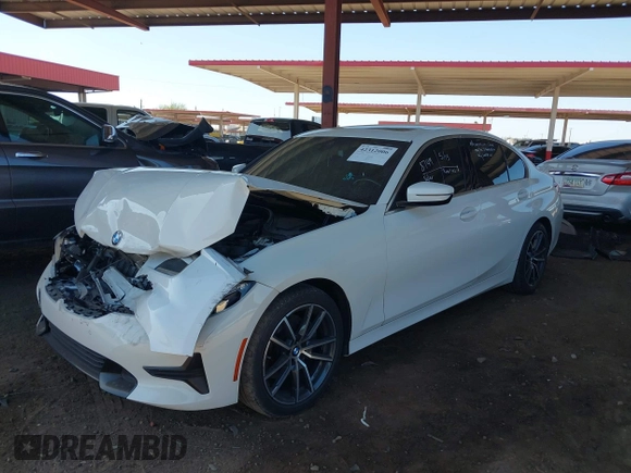 2022 BMW 3 Series 330i с VIN 3MW5R1J01N8C47893, выставлен на аукционе IAAI как лот 42312006 с пробегом 25 430 миль миль и . История ставок и продаж доступна на DreamBid. Изображение 17.