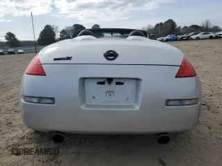 2006 Nissan 350Z Touring z VIN JN1AZ36A76M450924, wystawiony jako Copart lot #47313125 z przebiegiem 107 621 mil mil oraz Szkoda całkowita • Salvage title. Historia ofert i sprzedaży dostępna na DreamBid. Obrazek 6.