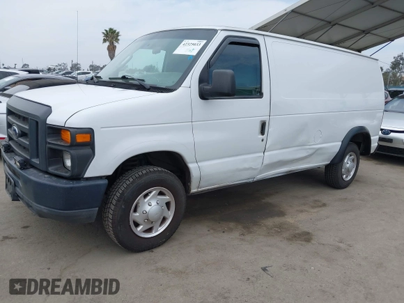2008 Ford Econoline Cargo Commercial z VIN 1FTNE14W88DA02336, wystawiony jako IAAI lot #42325033 z przebiegiem 196 923 mil mil oraz . Historia ofert i sprzedaży dostępna na DreamBid. Obrazek 18.