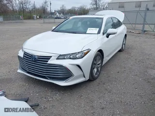 2022 Toyota Avalon Hybrid XLE with VIN 4T1AA1ABXNU015401, listed as a IAAI auction lot 41947755 with 52,867 mi miles. Bid and sale history available at carsss.com. Image 2.