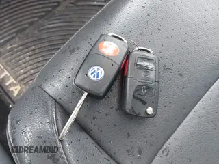 2009 Volkswagen Jetta SE с VIN 3VWRM71K19M173800, выставлен на аукционе IAAI как лот 42236884 с пробегом 147 276 миль миль и . История ставок и продаж доступна на DreamBid. Изображение 11.