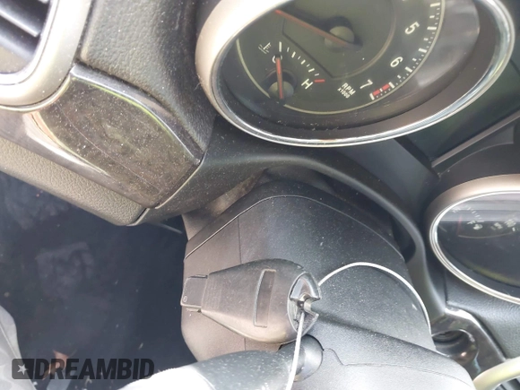 2011 Jeep Grand Cherokee Laredo с VIN 1J4RR4GG0BC641071, выставлен на аукционе IAAI как лот 42460718 с пробегом Не указан миль и . История ставок и продаж доступна на DreamBid. Изображение 11.