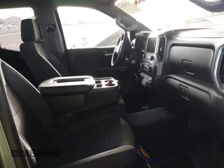 2020 Chevrolet Silverado 1500 LT with VIN 1GCRYDEDXLZ221253, listed as a IAAI auction lot 41559292 with 93,852 mi miles. Bid and sale history available at carsss.com. Image 5.