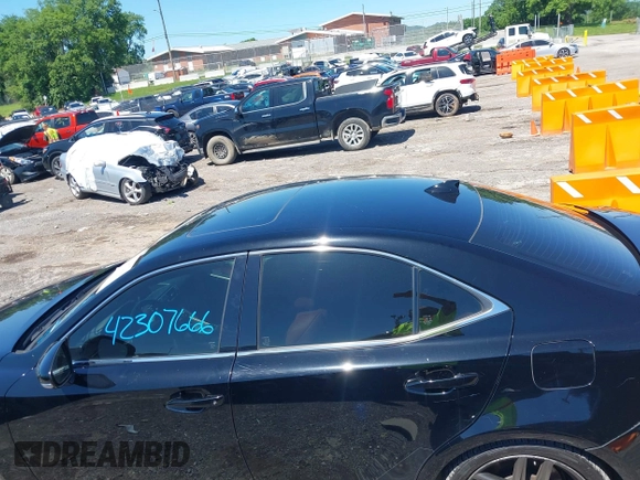 2020 Lexus IS 300 F Sport z VIN JTHGA1D23L5107353, wystawiony jako IAAI lot #42307666 z przebiegiem 113 485 mil mil oraz . Historia ofert i sprzedaży dostępna na DreamBid. Obrazek 15.