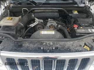 2010 Jeep Commander Sport с VIN 1J4RG4GK2AC128137, выставлен на аукционе Copart как лот 50723555 с пробегом 229 714 миль миль и Чистый • Clean title. История ставок и продаж доступна на DreamBid. Изображение 12.