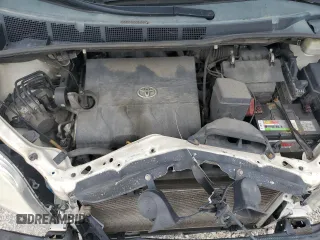 2012 Toyota Sienna XLE AAS с VIN 5TDYK3DC7CS207716, выставлен на аукционе Copart как лот 60592265 с пробегом 287 021 миль миль и Списание • Salvage title. История ставок и продаж доступна на DreamBid. Изображение 12.