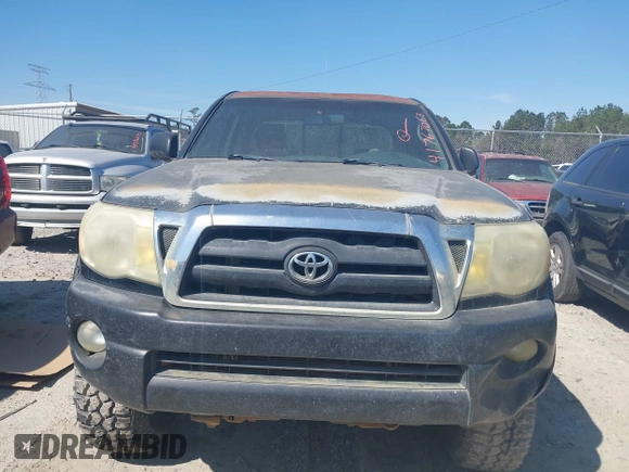 2006 Toyota Tacoma with VIN 5TEUU42N16Z162413, listed as a IAAI auction lot 41767068 with 300,572 mi miles. Bid and sale history available at carsss.com. Image 11.