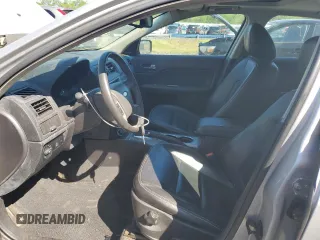 2010 Ford Fusion Hybrid z VIN 3FADP0L36AR211312, wystawiony jako Copart lot #55749425 z przebiegiem 39 223 mil mil oraz Szkoda całkowita • Salvage title. Historia ofert i sprzedaży dostępna na DreamBid. Obrazek 7.