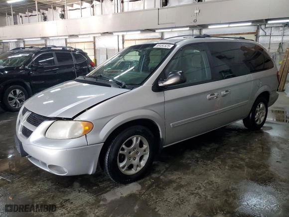 2004 Dodge Caravan SXT with VIN 2D4GP44LX4R599168, listed as a Copart auction lot 88450525 with 181,275 mi miles and Salvage Title. Bid and sale history available at carsss.com. Image 1.