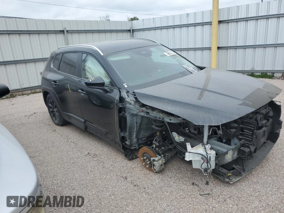 2025 Mazda CX-50 S Select with VIN 7MMVABAM3SN303568, listed as a Copart auction lot 81138594 with 4,145 mi miles and Clean Title. Bid and sale history available at DreamBid. Image 4.