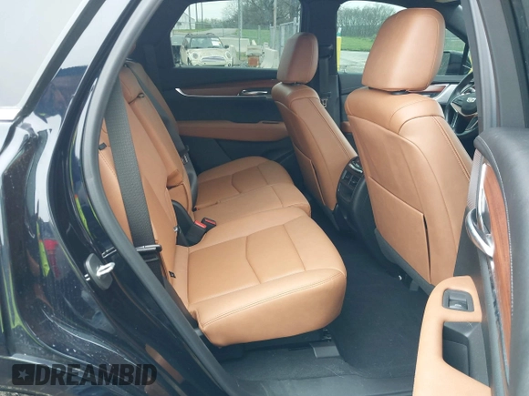 2021 Cadillac XT5 AWD Premium Luxury with VIN 1GYKNDRS6MZ147571, listed as a IAAI auction lot 41864286 with 46,144 mi miles. Bid and sale history available at carsss.com. Image 8.