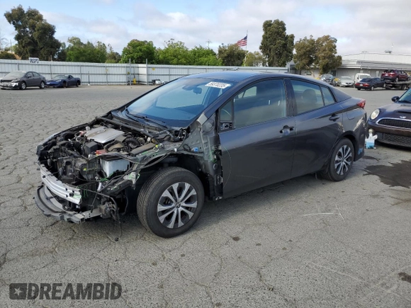 2020 Toyota Prius LE z VIN JTDKARFP4L3160836, wystawiony jako Copart lot #59370235 z przebiegiem 72 601 mil mil oraz Szkoda całkowita • Salvage title. Historia ofert i sprzedaży dostępna na DreamBid. Obrazek 1.