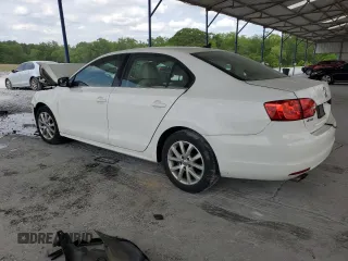 2013 Volkswagen Jetta SE с VIN 3VWDX7AJXDM425741, выставлен на аукционе Copart как лот 53818825 с пробегом 160 171 миль миль и Списание • Salvage title. История ставок и продаж доступна на DreamBid. Изображение 2.