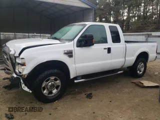 2010 Ford F-250 XL z VIN 1FTSX2BR3AEA58006, wystawiony jako Copart lot #79164914 z przebiegiem 324 212 mil mil oraz Szkody całkowita. Historia ofert i sprzedaży dostępna na DreamBid. Obrazek 1.