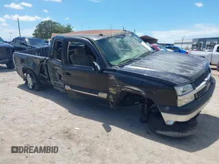 2005 Chevrolet Silverado 1500 LS z VIN 2GCEC19T351295848, wystawiony jako IAAI lot #42258691 z przebiegiem 235 211 mil mil oraz . Historia ofert i sprzedaży dostępna na DreamBid. Obrazek 1.