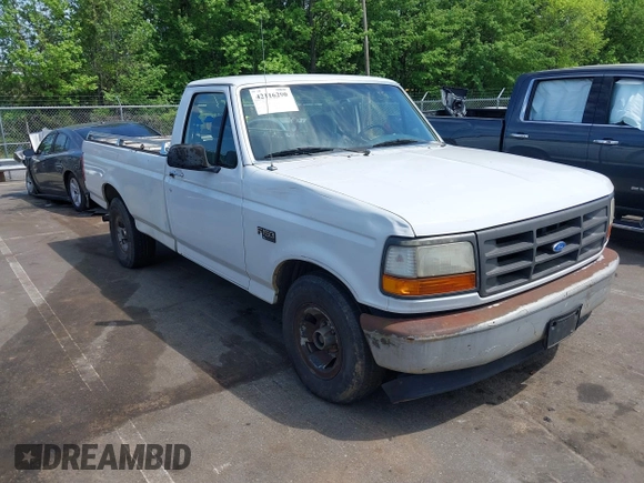1995 Ford F-150 with VIN 1FTDF15Y3SNA03081, listed as a IAAI auction lot 42116290 with 202,907 mi miles. Bid and sale history available at carsss.com. Image 1.