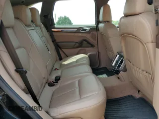 2012 Porsche Cayenne Turbo с VIN WP1AC2A25CLA83496, выставлен на аукционе Copart как лот 60897805 с пробегом 234 808 миль миль и Списание • Salvage title. История ставок и продаж доступна на DreamBid. Изображение 11.