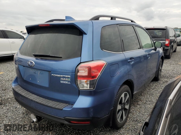 2017 Subaru Forester Limited with VIN JF2SJALC1HH805683, listed as a Copart auction lot 62184012 with 0 mi miles. Bid and sale history available at carsss.com. Image 4.