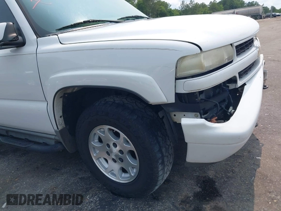2005 Chevrolet Tahoe Z71 with VIN 1GNEC13T55R229552, listed as a IAAI auction lot 42391832 with 173,633 mi miles and . Bid and sale history available at DreamBid. Image 19.