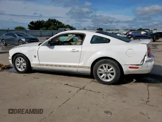 2009 Ford Mustang with VIN 1ZVHT80N695139910, listed as a Copart auction lot 58640245 with 174,769 mi miles and Clean title. Bid and sale history available at DreamBid. Image 2.
