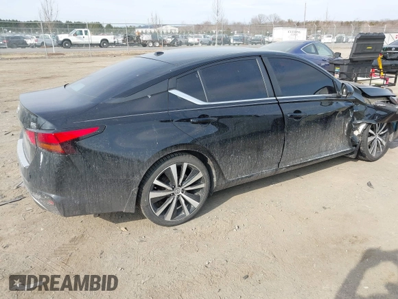 2021 Nissan Altima SR with VIN 1N4BL4CV1MN300563, listed as a IAAI auction lot 41709522 with 92,265 mi miles and . Bid and sale history available at carsss.com. Image 4.