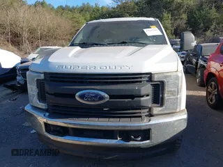 2017 Ford F-250 z VIN 1FD7W2BT0HEE98873, wystawiony jako IAAI lot #41541765 z przebiegiem 167 276 mil mil oraz . Historia ofert i sprzedaży dostępna na DreamBid. Obrazek 12.