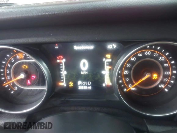 2020 Jeep Wrangler Unlimited Sahara with VIN 1C4HJXEN3LW232316, listed as a IAAI auction lot 42009794 with 35,535 mi miles. Bid and sale history available at carsss.com. Image 7.