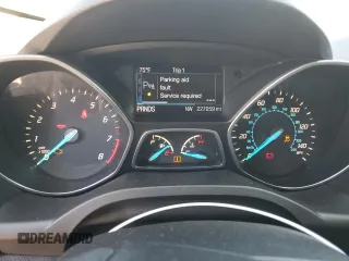 2014 Ford Escape SE with VIN 1FMCU0GX7EUA42763, listed as a Copart auction lot 49494285 with 227,059 mi miles and Salvage Title. Bid and sale history available at carsss.com. Image 9.