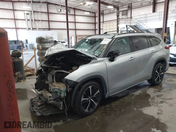 2021 Toyota Highlander XSE with VIN 5TDJZRBH8MS072794, listed as a IAAI auction lot 42521509 with 67,058 mi miles and . Bid and sale history available at DreamBid. Image 22.