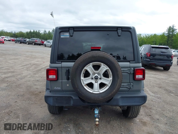 2020 Jeep Wrangler Unlimited Black and Tan with VIN 1C4HJXDG5LW187222, listed as a IAAI auction lot 42238194 with 9,237 mi miles and . Bid and sale history available at DreamBid. Image 16.