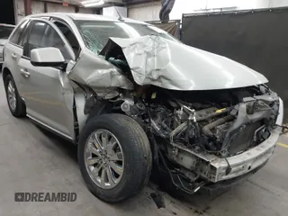 2007 Ford Edge SEL PLUS with VIN 2FMDK39C77BB61895, listed as a IAAI auction lot 42012718 with 240,085 mi miles. Bid and sale history available at carsss.com. Image 1.