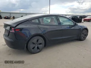 2021 Tesla Model 3 Long Range z VIN 5YJ3E1EB9MF006708, wystawiony jako Copart lot #56230525 z przebiegiem 41 744 mil mil oraz Szkoda całkowita • Salvage title. Historia ofert i sprzedaży dostępna na DreamBid. Obrazek 3.