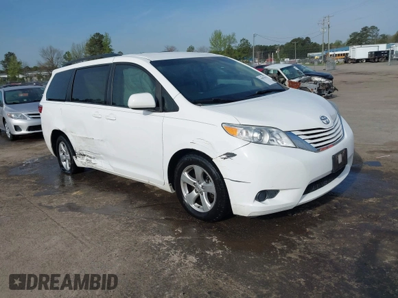2015 Toyota Sienna LE AAS with VIN 5TDKK3DC2FS590667, listed as a IAAI auction lot 41997673 with 169,828 mi miles. Bid and sale history available at carsss.com. Image 1.