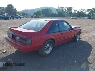 1988 Ford Mustang with VIN 1FABP41E3JF149982, listed as a IAAI auction lot 42564315 with 83,479 mi miles and . Bid and sale history available at DreamBid. Image 4.