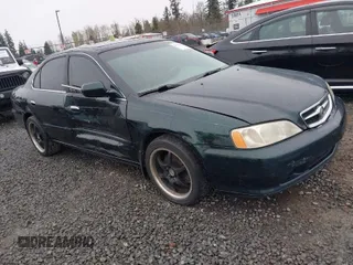 2000 Acura TL with VIN 19UUA5664YA018211, listed as a IAAI auction lot 41923022 with 187,825 mi miles. Bid and sale history available at carsss.com. Image 1.