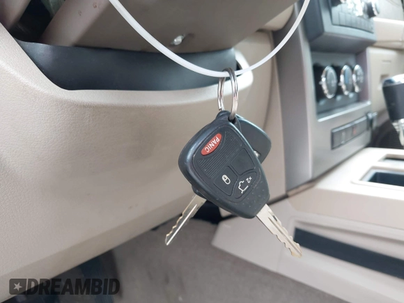 2012 Jeep Liberty Sport Latitude z VIN 1C4PJLAKXCW145609, wystawiony jako IAAI lot #42342281 z przebiegiem 107 256 mil mil oraz . Historia ofert i sprzedaży dostępna na DreamBid. Obrazek 11.