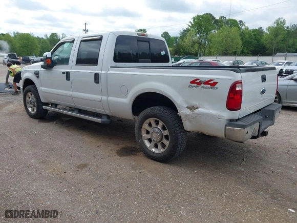 2009 Ford Super Duty F-250 SRW XL with VIN 1FTSW21R59EA73624, listed as a IAAI auction lot 42077112 with 250,715 mi miles. Bid and sale history available at carsss.com. Image 3.