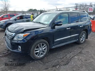 2013 Lexus LX 570 with VIN JTJHY7AX0D4124605, listed as a IAAI auction lot 41913053 with 141,389 mi miles and . Bid and sale history available at DreamBid. Image 18.