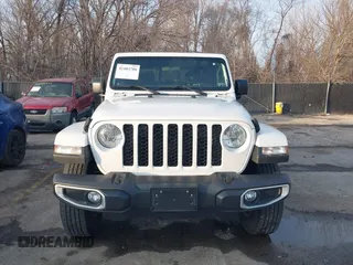 2023 Jeep Gladiator Sport S z VIN 1C6HJTAG7PL535209, wystawiony jako IAAI lot #41483780 z przebiegiem 39 376 mil mil oraz . Historia ofert i sprzedaży dostępna na DreamBid. Obrazek 12.