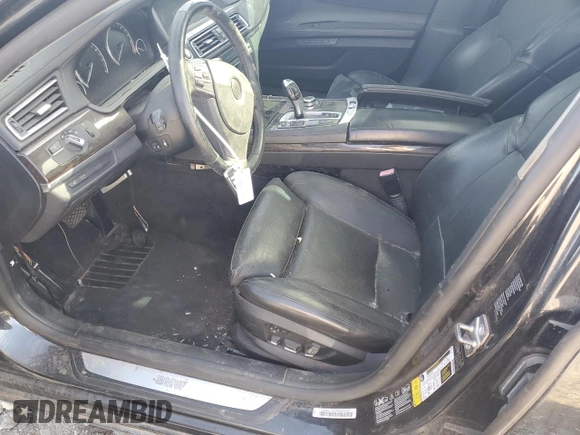 2011 BMW 7 Series 750Li xDrive с VIN WBAKC8C54BC432921, выставлен на аукционе Copart как лот 45334265 с пробегом 138 272 миль миль и Списание • Salvage title. История ставок и продаж доступна на DreamBid. Изображение 7.
