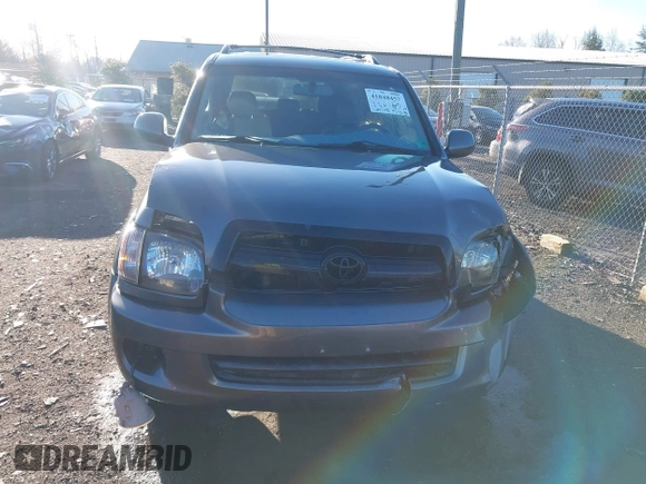 2006 Toyota Sequoia SR5 with VIN 5TDBT44A96S272708, listed as a IAAI auction lot 41848457 with 165,207 mi miles and . Bid and sale history available at DreamBid. Image 12.