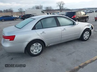 2007 Hyundai Sonata GLS with VIN 5NPET46C87H247320, listed as a IAAI auction lot 41870139 with 121,412 mi miles and . Bid and sale history available at DreamBid. Image 14.