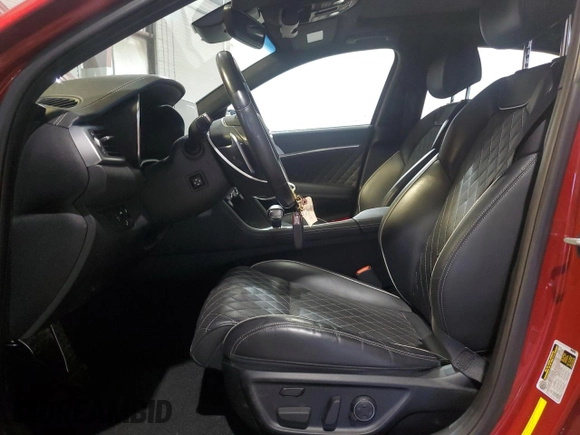 2020 Genesis G70 3.3T z VIN KMTG34LE0LU051663, wystawiony jako Copart lot #54016285 z przebiegiem 62 262 mil mil oraz Szkoda całkowita • Salvage title. Historia ofert i sprzedaży dostępna na DreamBid. Obrazek 7.